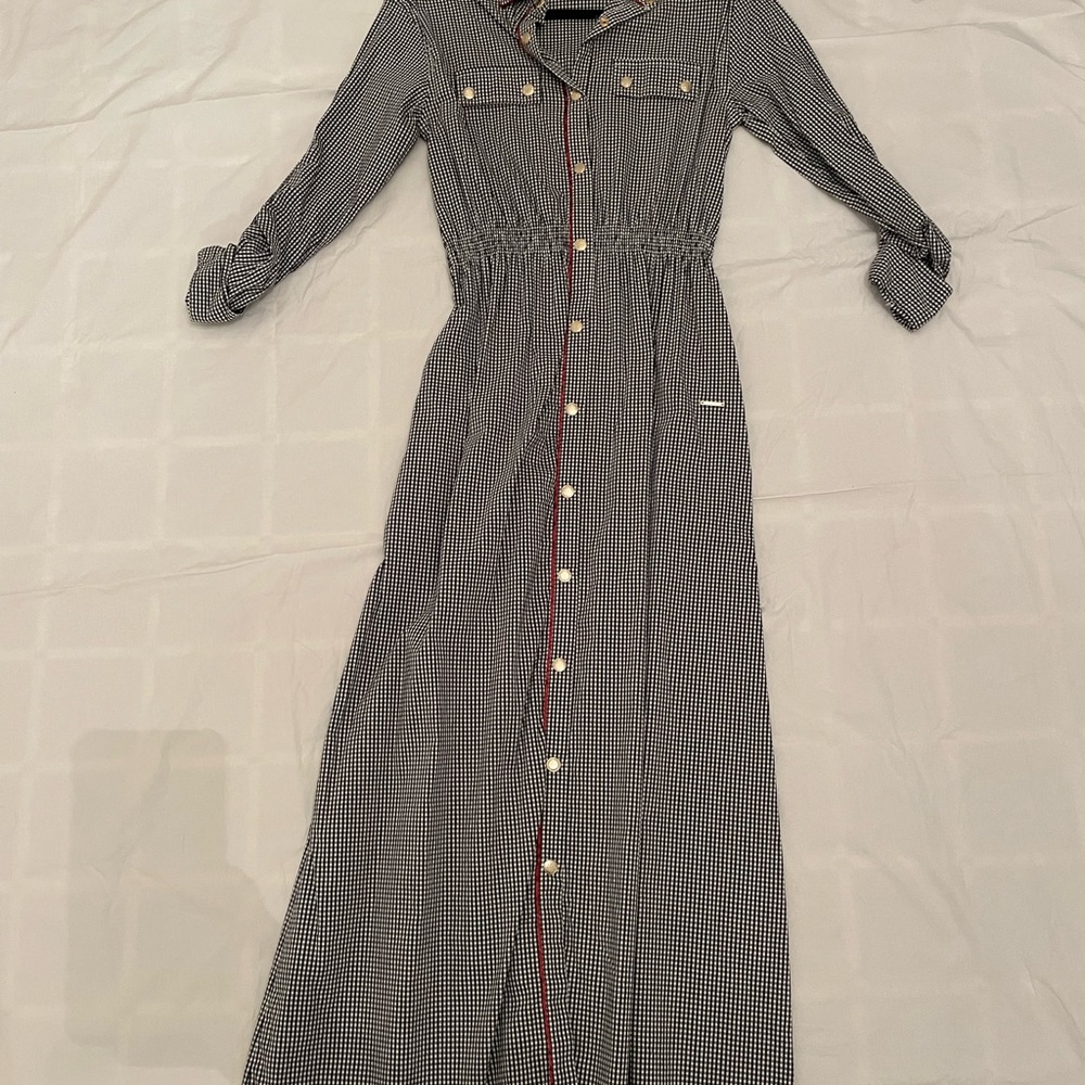 !mperfect cotton dress. Size small. Red detailing and gold buttons